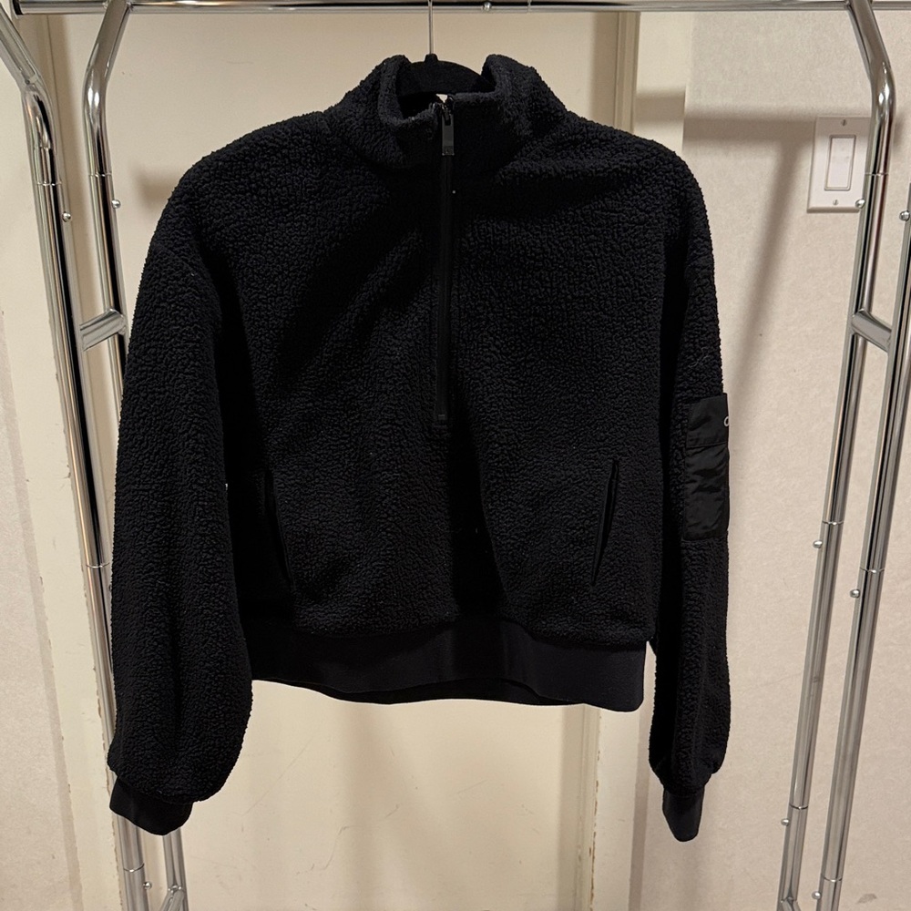 ALO Yoga Black Fleece Quarter-Zip Pullover